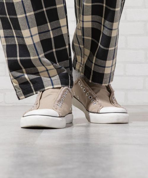 coen（コーエン）の「キャンバススリッポンスニーカー20SS(MENS)（スニーカー・メンズ・ベージュ/ホワイト/ブラック・MEDIUM/LARGE/SMALL）」の13枚目の写真