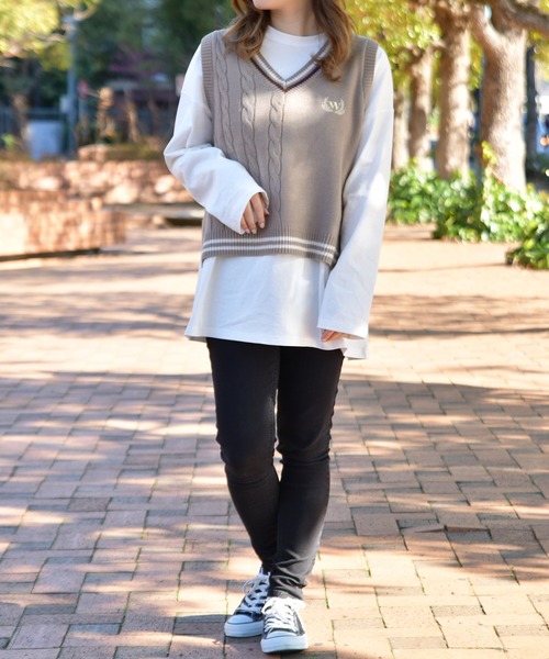 PairPair(ペアペア)の「ショート丈チルデンニットベスト(ベスト・レディース・モカ/アイボリー・FREE)」の9枚目の写真