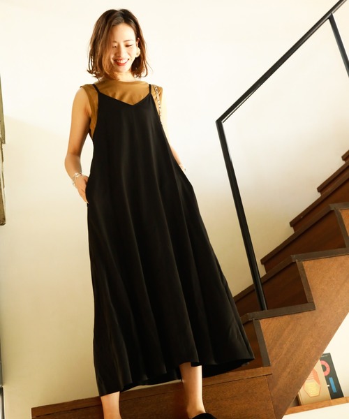 BAYFLOW(ベイフロー)の「キャミワンピース(ワンピース・レディース・ブラック/ピンク/マスタード・FREE)」の2枚目の写真