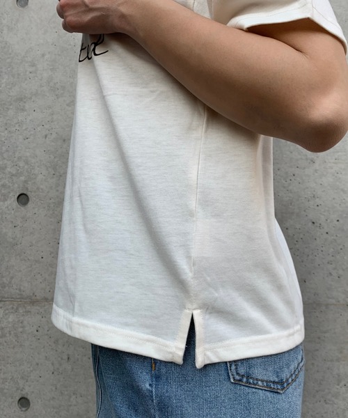 FUN.TRINITY（ファン トリニティー）の「フロントロゴＴシャツ（Tシャツ/カットソー・レディース・オフホワイト/ブラック/テラコッタ/ピンク・FREE）」の6枚目の写真