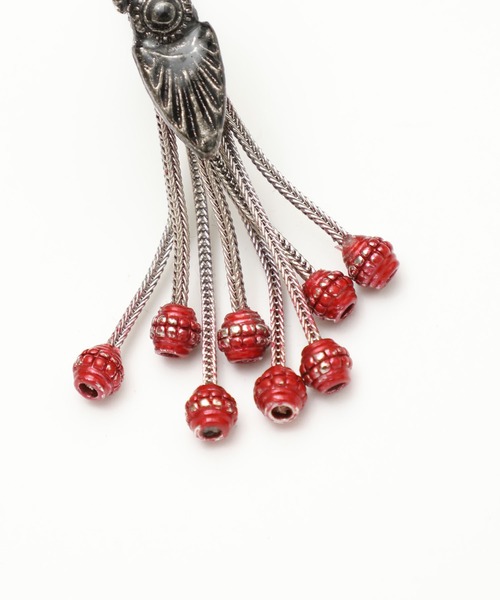 TOGA PULLA（トーガ　プルラ）の「【TOGA PULLA(トーガプルラ)】メタルモチーフイヤリング　TP02-AK271（イヤリング・レディース・レッド/シルバー・FREE）」の5枚目の写真
