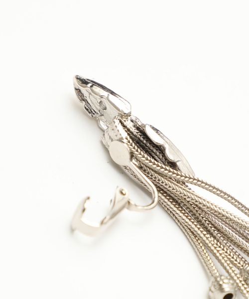 TOGA PULLA（トーガ　プルラ）の「【TOGA PULLA(トーガプルラ)】メタルモチーフイヤリング　TP02-AK271（イヤリング・レディース・レッド/シルバー・FREE）」の10枚目の写真