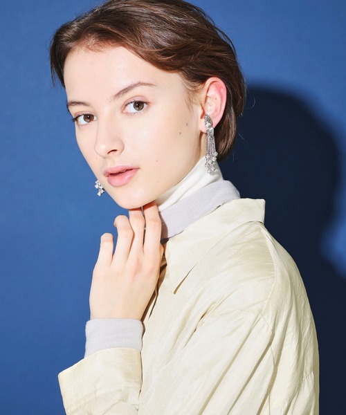 TOGA PULLA（トーガ　プルラ）の「【TOGA PULLA(トーガプルラ)】メタルモチーフイヤリング　TP02-AK271（イヤリング・レディース・レッド/シルバー・FREE）」の15枚目の写真