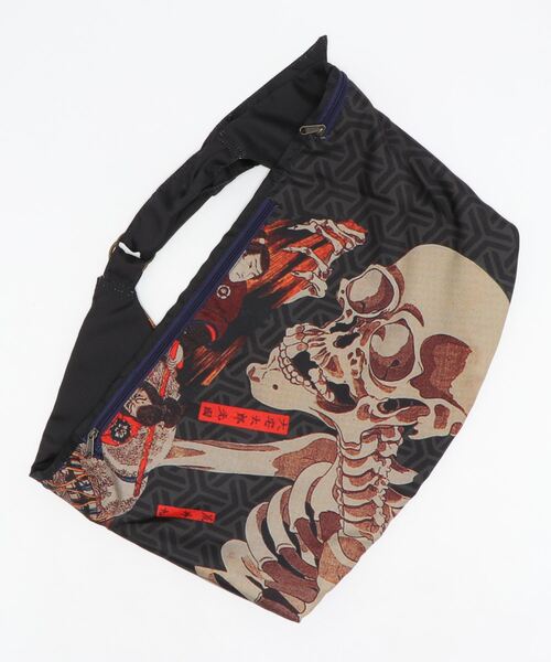 カヤ(カヤ)の「【カヤ】浮世絵たすきバッグ(ショルダーバッグ・メンズ・その他4/その他3/その他1/その他2/その他5/その他6/その他8/その他7/その他9/その他10/その他12/その他13/その他11・FREE)」の17枚目の写真