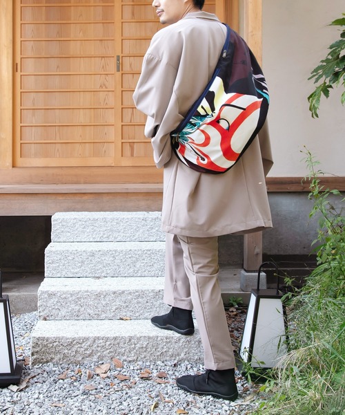 カヤ(カヤ)の「【カヤ】浮世絵たすきバッグ(ショルダーバッグ・メンズ・その他4/その他3/その他1/その他2/その他5/その他6/その他8/その他7/その他9/その他10/その他12/その他13/その他11・FREE)」の22枚目の写真