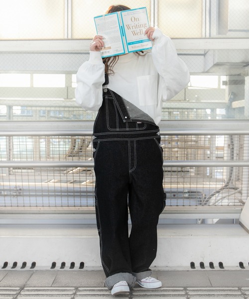 PairPair（ペアペア）の「ポケット付きベーシックロンT(ユニセックス)（Tシャツ/カットソー・レディース・サックスブルー/グレイッシュベージュ/オフホワイト/スミクロ・FREE）」の9枚目の写真