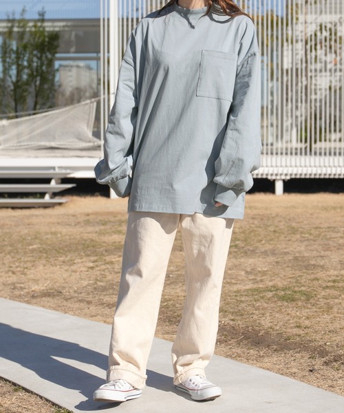 PairPair（ペアペア）の「ポケット付きベーシックロンT(ユニセックス)（Tシャツ/カットソー・レディース・サックスブルー/グレイッシュベージュ/オフホワイト/スミクロ・FREE）」の16枚目の写真