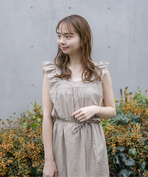 flower（フラワー）の「フェザーフリルワンピース（ワンピース・レディース・グレー/ベージュ・FREE）」の3枚目の写真