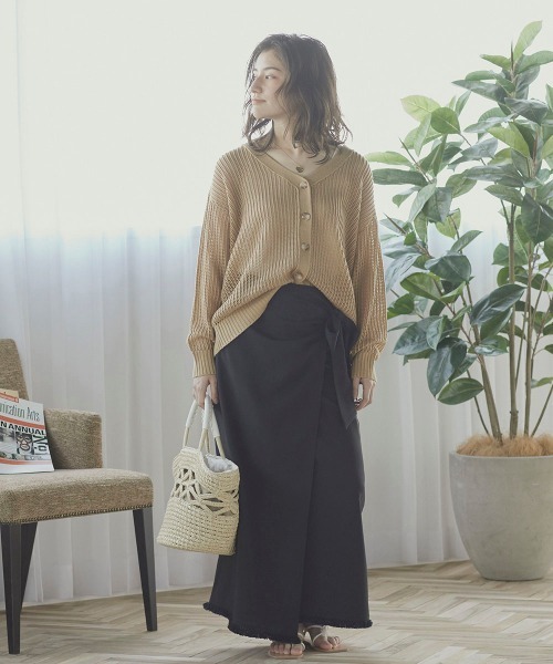 LIPSTAR（リップスター）の「透かし編みカーディガン（カーディガン/ボレロ・レディース・ブラック/ベージュ/イエロー・M）」の10枚目の写真