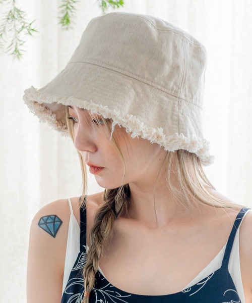 UNE MANSION(ユヌマンション)の「コットンカットオフバケットハット(ハット・レディース・ブラック/ベージュ/ホワイト・ONE SIZE)」の7枚目の写真