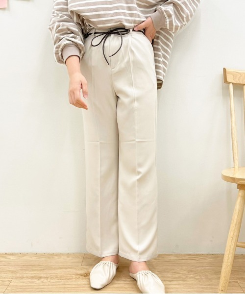 apres jour(アプレジュール)の「MILKフレアパンツ【ZOZOTOWN限定アイテム】(その他パンツ・レディース・アイボリー/ブルー系その他/オレンジ系その他/ブラック/ラベンダー/モカ/ダークブラウン/その他/ミント・MEDIUM/X-LARGE/SMALL)」の2枚目の写真