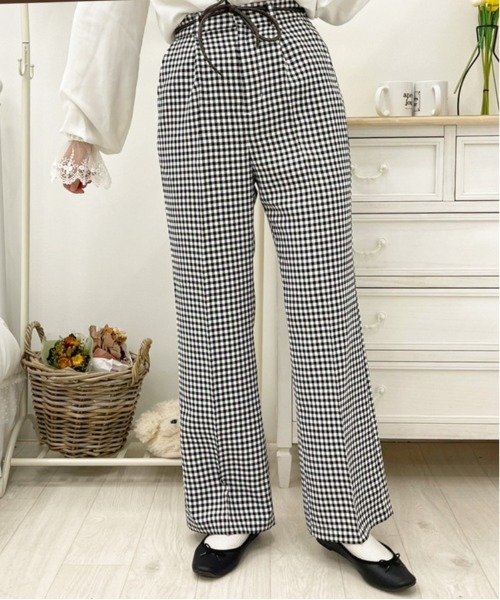 apres jour(アプレジュール)の「MILKフレアパンツ【ZOZOTOWN限定アイテム】(その他パンツ・レディース・アイボリー/ブルー系その他/オレンジ系その他/ブラック/ラベンダー/モカ/ダークブラウン/その他/ミント・MEDIUM/X-LARGE/SMALL)」の9枚目の写真