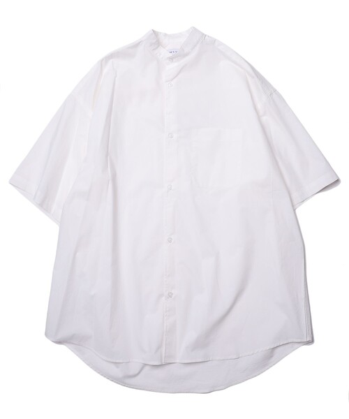 FREAK'S STORE(フリークスストア)の「WEB限定 Wide Fit ワイドフィット バンドカラー ショートスリーブシャツ/オーバーサイズ(シャツ/ブラウス・メンズ・オフホワイト/ブラック/グレイッシュベージュ/サックスブルー/ストライプ・SMALL/MEDIUM/LARGE)」の2枚目の写真