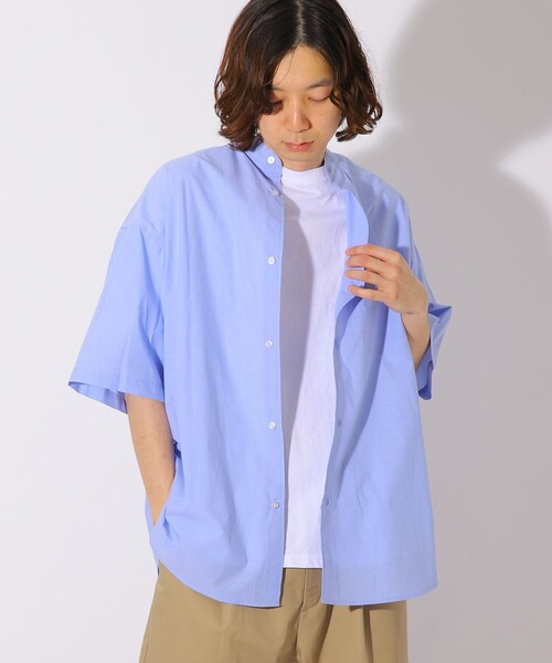 FREAK'S STORE(フリークスストア)の「WEB限定 Wide Fit ワイドフィット バンドカラー ショートスリーブシャツ/オーバーサイズ(シャツ/ブラウス・メンズ・オフホワイト/ブラック/グレイッシュベージュ/サックスブルー/ストライプ・SMALL/MEDIUM/LARGE)」の18枚目の写真