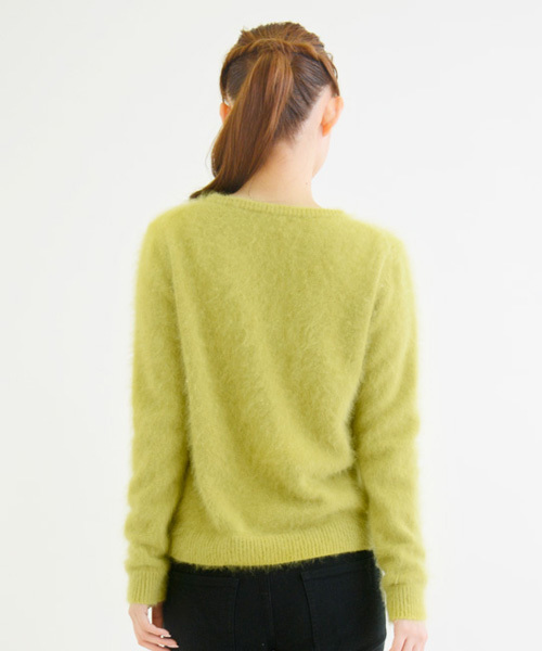 NIMES(ニーム)の「7Gアンゴラミンク加工 クルーネックプルオーバー(ニット/セーター・レディース・チャコールグレー/ベージュ/ターコイズブルー/イエロー・ONE SIZE)」の7枚目の写真