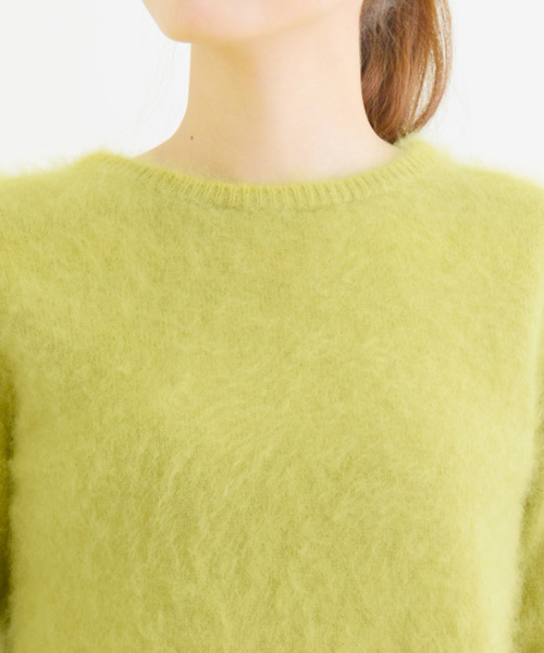 NIMES(ニーム)の「7Gアンゴラミンク加工 クルーネックプルオーバー(ニット/セーター・レディース・チャコールグレー/ベージュ/ターコイズブルー/イエロー・ONE SIZE)」の8枚目の写真
