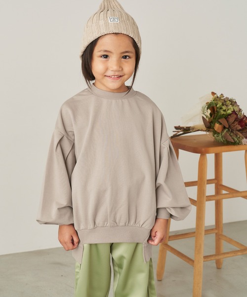 ＆yam（アンドヤム）の「プレミアムコットン バルーンスリーブプルオーバー（スウェット・キッズ・オレンジ/ブルー/パープル/グレー/ピンク/ブラック/ホワイト/ベージュ・140-150cm/130-140cm/110-120cm/120-130cm/150-160cm）」の4枚目の写真