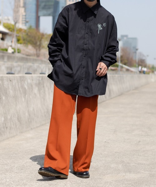 kutir（クティール）の「フラワー刺繍オーバーシャツ（シャツ/ブラウス・メンズ・ホワイト/ブラック/ライトグリーン・MEDIUM/LARGE）」の14枚目の写真