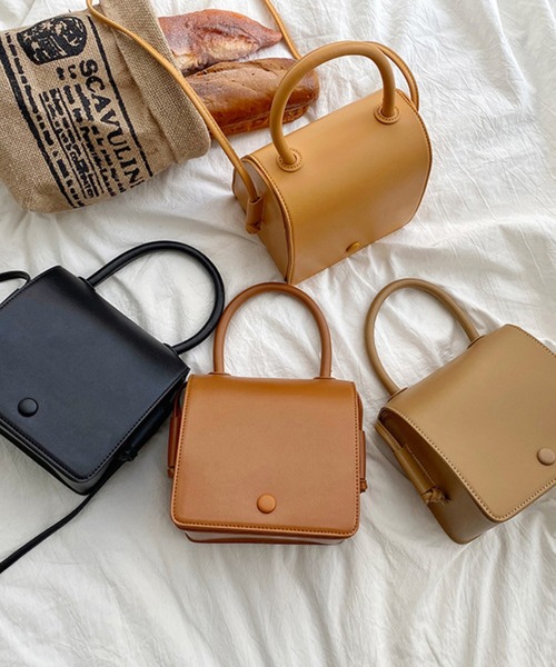 aimoha（アイモハ）の「箱型シンプルバッグ（ショルダーバッグ・レディース・ブラック/ベージュ/ブラウン/イエロー・FREE）」の11枚目の写真