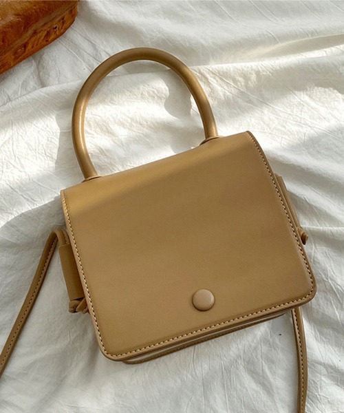 aimoha（アイモハ）の「箱型シンプルバッグ（ショルダーバッグ・レディース・ブラック/ベージュ/ブラウン/イエロー・FREE）」の17枚目の写真