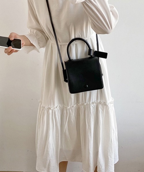 aimoha（アイモハ）の「箱型シンプルバッグ（ショルダーバッグ・レディース・ブラック/ベージュ/ブラウン/イエロー・FREE）」の10枚目の写真