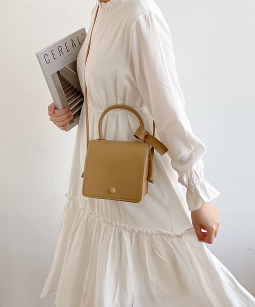 aimoha（アイモハ）の「箱型シンプルバッグ（ショルダーバッグ・レディース・ブラック/ベージュ/ブラウン/イエロー・FREE）」の20枚目の写真