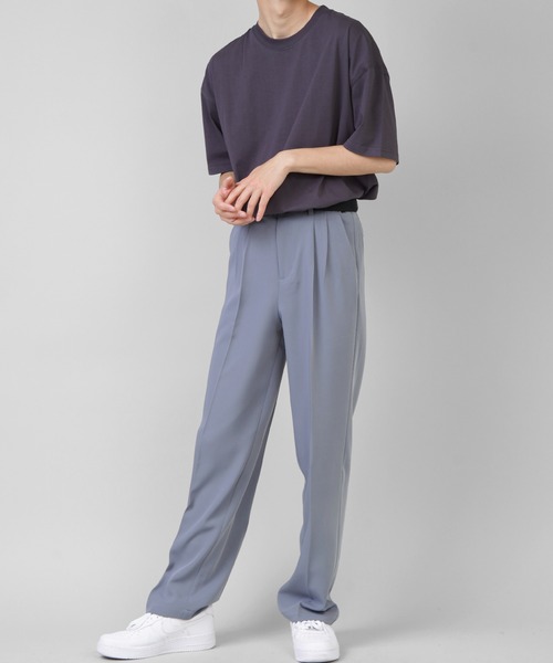 SPINNS（スピンズ）の「【ゆったりシルエット】オーバーサイズCOOL 半袖Tシャツ（Tシャツ/カットソー・メンズ・ブラック/オフホワイト/チャコール/ダークブルー・M/L）」の7枚目の写真