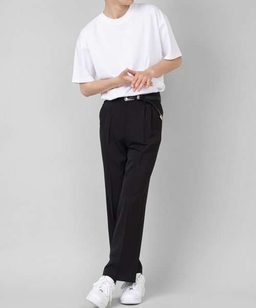 SPINNS（スピンズ）の「【ゆったりシルエット】オーバーサイズCOOL 半袖Tシャツ（Tシャツ/カットソー・メンズ・ブラック/オフホワイト/チャコール/ダークブルー・M/L）」の5枚目の写真