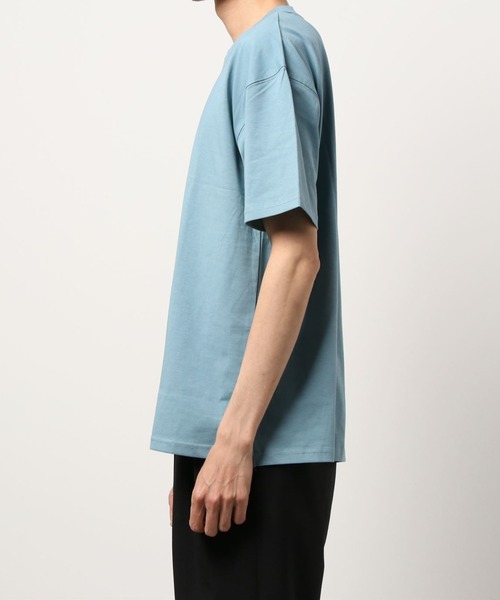 SPINNS（スピンズ）の「【ゆったりシルエット】オーバーサイズCOOL 半袖Tシャツ（Tシャツ/カットソー・メンズ・ブラック/オフホワイト/チャコール/ダークブルー・M/L）」の10枚目の写真