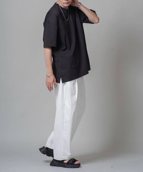 SPINNS（スピンズ）の「【ゆったりシルエット】オーバーサイズCOOL 半袖Tシャツ（Tシャツ/カットソー・メンズ・ブラック/オフホワイト/チャコール/ダークブルー・M/L）」の20枚目の写真