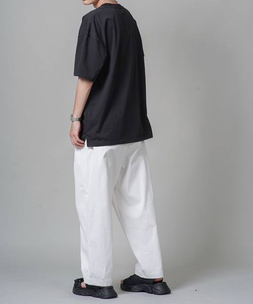 SPINNS（スピンズ）の「【ゆったりシルエット】オーバーサイズCOOL 半袖Tシャツ（Tシャツ/カットソー・メンズ・ブラック/オフホワイト/チャコール/ダークブルー・M/L）」の22枚目の写真