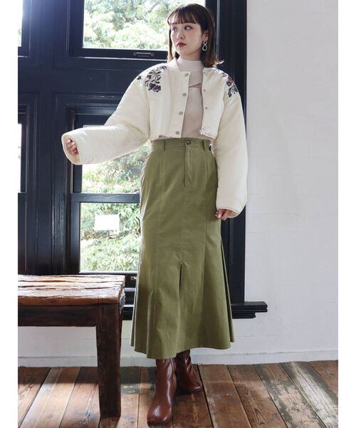 MURUA（ムルーア）の「エンブロイダリーショートブルゾン（ブルゾン・レディース・ブラック/グリーン/アイボリー・FREE）」の19枚目の写真