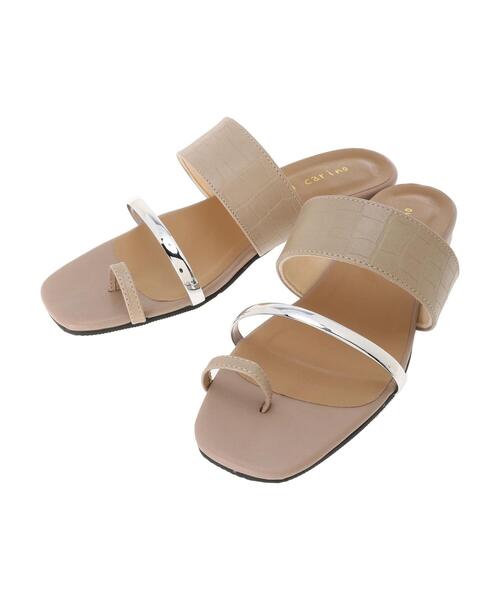 Green　Parks（グリーンパークス）の「・メタリックアクセントサンダル＊（サンダル・レディース・アイボリー/グレイッシュベージュ/ブラック/パイソン・L/M）」の12枚目の写真