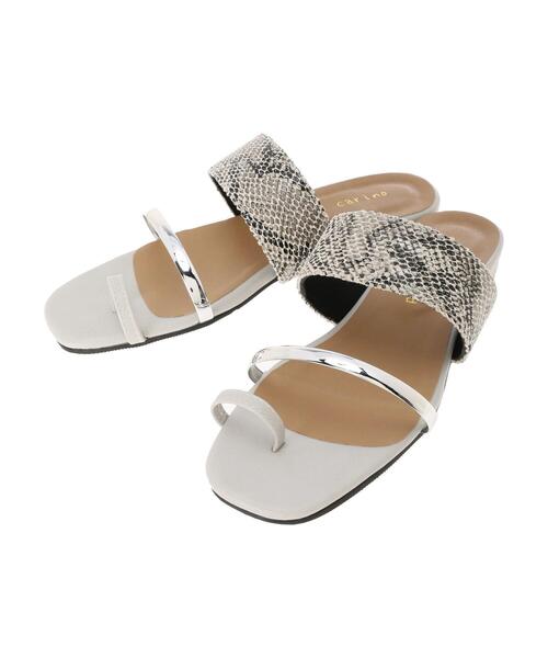 Green　Parks（グリーンパークス）の「・メタリックアクセントサンダル＊（サンダル・レディース・アイボリー/グレイッシュベージュ/ブラック/パイソン・L/M）」の13枚目の写真