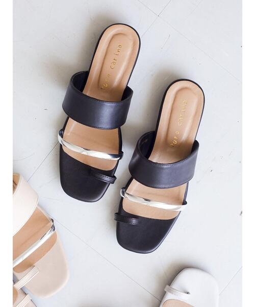 Green　Parks（グリーンパークス）の「・メタリックアクセントサンダル＊（サンダル・レディース・アイボリー/グレイッシュベージュ/ブラック/パイソン・L/M）」の3枚目の写真