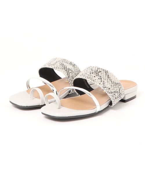 Green　Parks（グリーンパークス）の「・メタリックアクセントサンダル＊（サンダル・レディース・アイボリー/グレイッシュベージュ/ブラック/パイソン・L/M）」の17枚目の写真