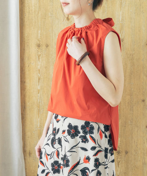 URBAN RESEARCH ROSSO WOMEN（アーバンリサーチ　ロッソ）の「バックリボンギャザーブラウス（シャツ/ブラウス・レディース・チャコールグレー/オレンジ/ライトベージュ・FREE）」の5枚目の写真