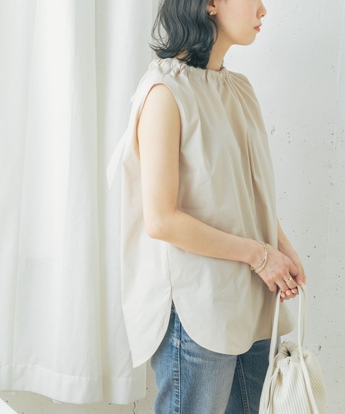 URBAN RESEARCH ROSSO WOMEN（アーバンリサーチ　ロッソ）の「バックリボンギャザーブラウス（シャツ/ブラウス・レディース・チャコールグレー/オレンジ/ライトベージュ・FREE）」の9枚目の写真