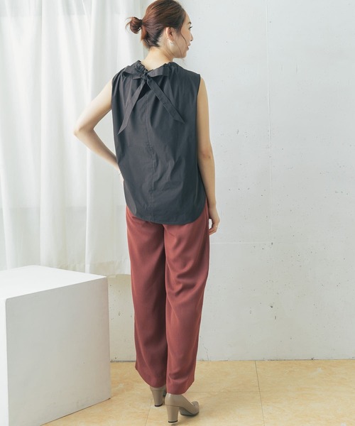 URBAN RESEARCH ROSSO WOMEN（アーバンリサーチ　ロッソ）の「バックリボンギャザーブラウス（シャツ/ブラウス・レディース・チャコールグレー/オレンジ/ライトベージュ・FREE）」の17枚目の写真
