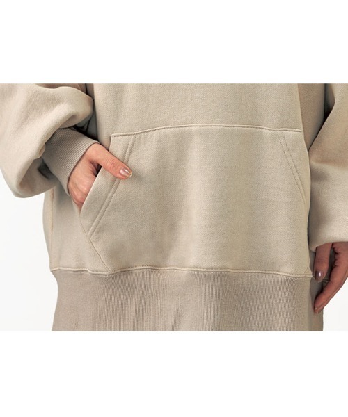 GeeRA（ジーラ）の「綿混裏起毛ビッグシルエットパーカー（パーカー・レディース・チャコール/ブラック/パープル/ベージュ/グリーン/ピンク/ダークグリーン・S/M/L/XL/XX-LARGE）」の12枚目の写真