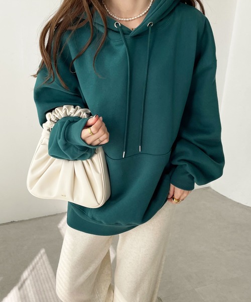 GeeRA（ジーラ）の「綿混裏起毛ビッグシルエットパーカー（パーカー・レディース・チャコール/ブラック/パープル/ベージュ/グリーン/ピンク/ダークグリーン・S/M/L/XL/XX-LARGE）」の20枚目の写真