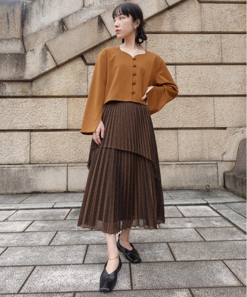 anown(アノン)の「ハートネックショート丈ジャケット【コンテンポラリーダンサー水村里奈×anown 限定コラボ】(ノーカラージャケット・レディース・ブラック/ブラウン/カーキ・FREE)」の16枚目の写真