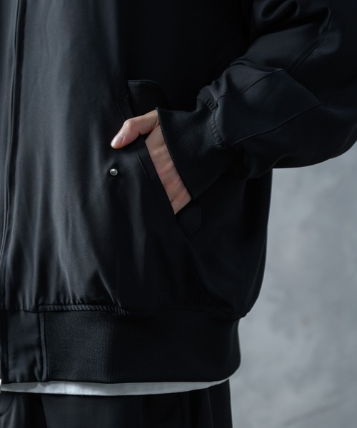 KUUUPY（クーピー）の「Padding MA-1 / 中綿MA-1（MA-1・メンズ・ブラック・SMALL/MEDIUM/LARGE）」の13枚目の写真