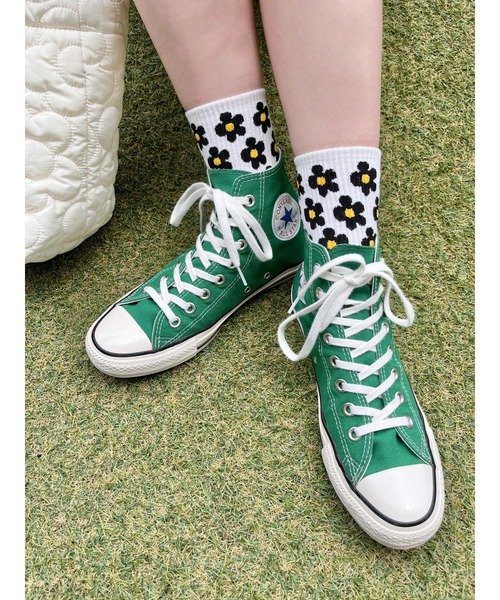 WC(ダブル シー)の「フラワーパターンソックス(ソックス/靴下・レディース・グリーン/ブルー/ブラック/パープル/ホワイト/ピンク/グレー/パープル系その他/ベージュ・FREE)」の2枚目の写真