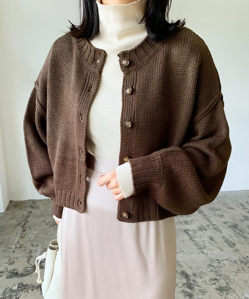 LIAN（リアン）の「2WAYクロップドニットカーディガン（カーディガン/ボレロ・レディース・アイボリー/イエロー/ブラック/レッド/ブラウン/グリーン/ピンク/イエロー系その他・FREE）」の3枚目の写真