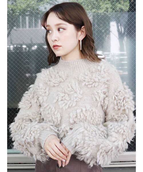 MURUA（ムルーア）の「ボンボンループニット（ニット/セーター・レディース・ブラウン/アイボリー・FREE）」の8枚目の写真