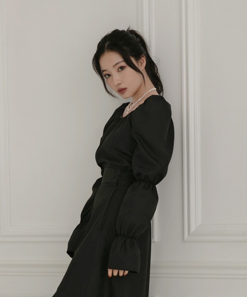 ANDGEEBEE（アンジービー）の「ジャガードパフスリーブトップス（その他トップス・レディース・ベージュ/ブラック・MEDIUM）」の17枚目の写真