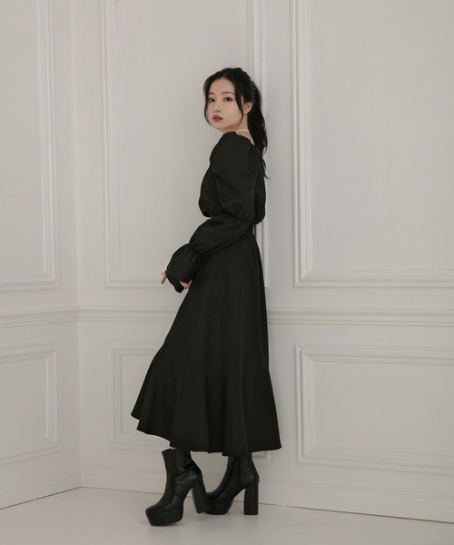 ANDGEEBEE（アンジービー）の「ジャガードパフスリーブトップス（その他トップス・レディース・ベージュ/ブラック・MEDIUM）」の6枚目の写真