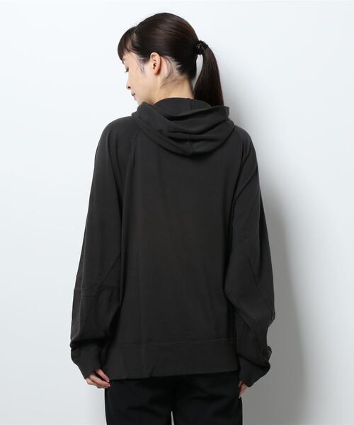 Whim Gazette（ウィムガゼット）の「裏毛スウェットパーカー（パーカー・レディース・チャコールグレー・FREE）」の3枚目の写真