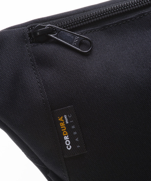Carhartt WIP（カーハートダブリューアイピー）の「Carhartt WIP/カーハートダブリューアイピー ウエストバッグ PAYTON I025742（ボディバッグ/ウエストポーチ・メンズ・ブラック×ブラック/ブラウン系カモフラージュ/ブラウン/ブルー/ライトブラウン・FREE）」の16枚目の写真